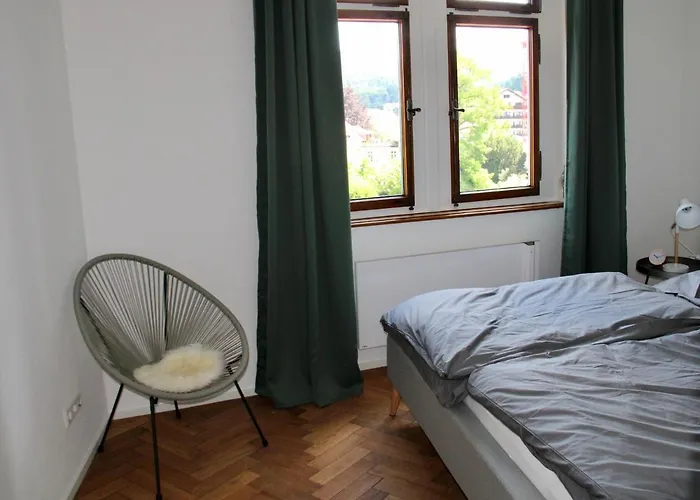 Altes Forstamt * غرنباخ